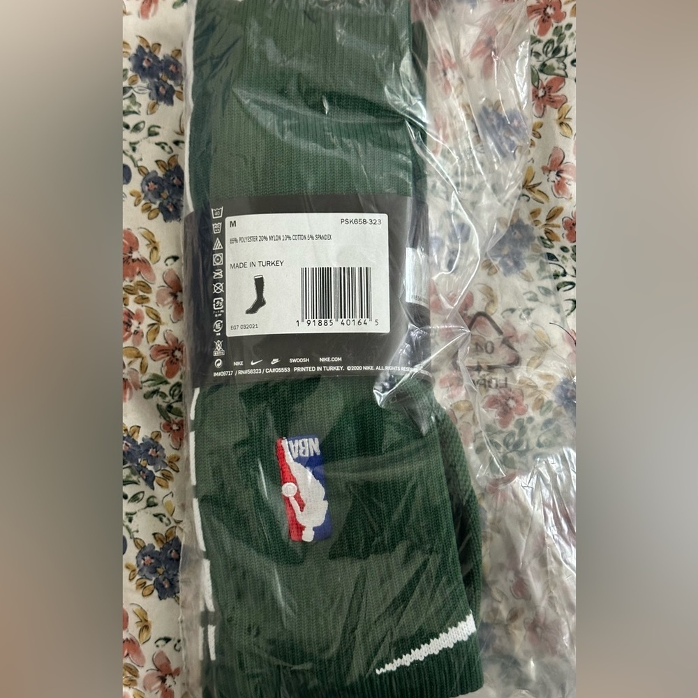 NWT Nike Men`s Elite NBA Grip Power Basketball Socks -PSK658-323